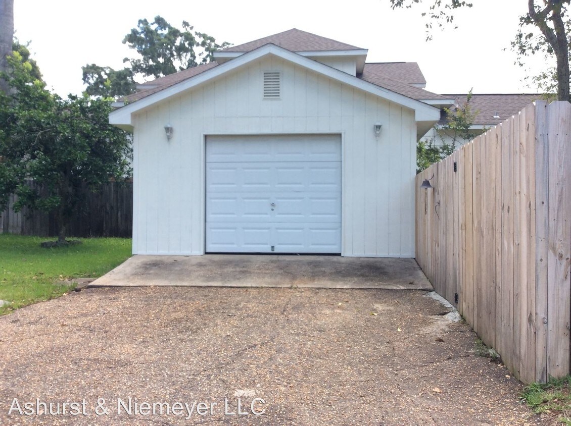 Building Photo - 3 br, 2 bath House - 701 Fairhope Ave