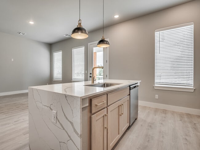 Photo - 11329 N Blackwelder Ave Townhome