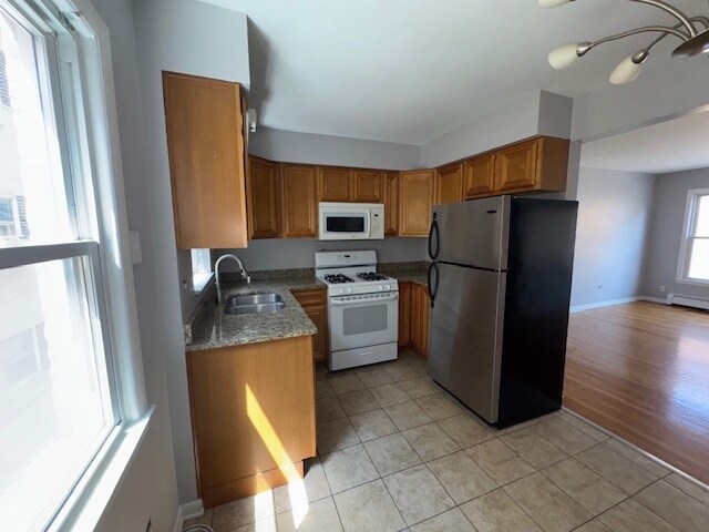 Foto del edificio - 9781 Ivanhoe Ave