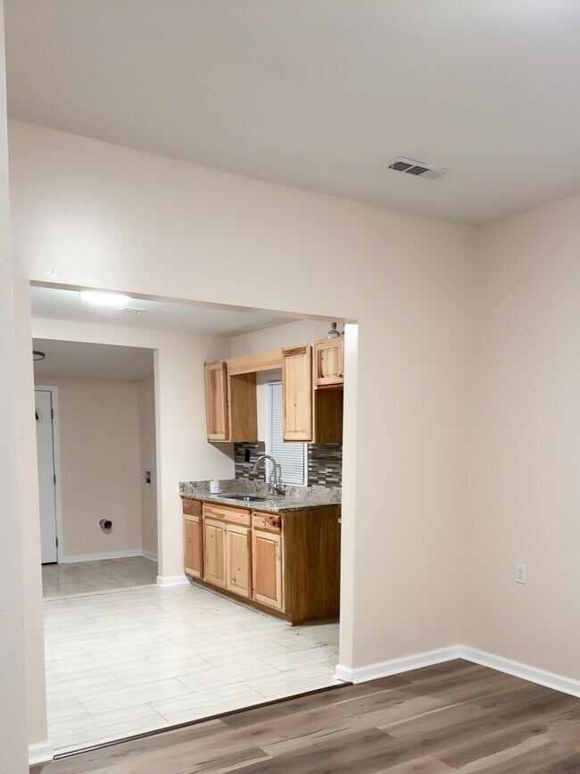 Foto del edificio - 13417 N Blakely Ln