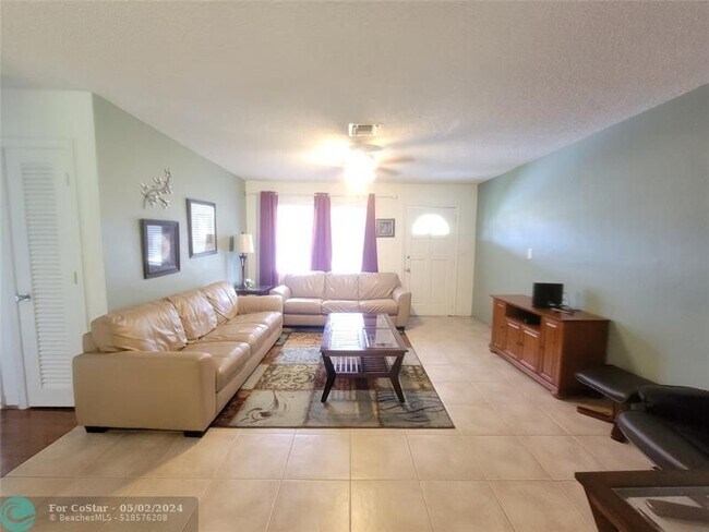 Building Photo - 2509 NW 51st St
