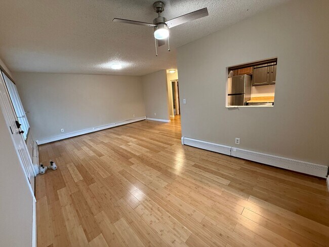 Foto del edificio - Adams Drive