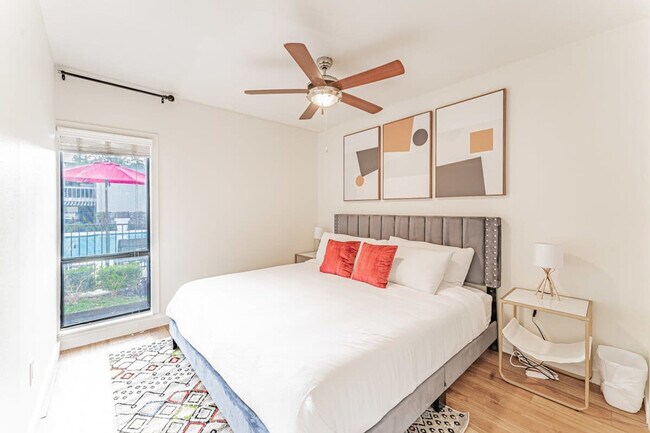 Foto del edificio - 5106 N Lamar Blvd