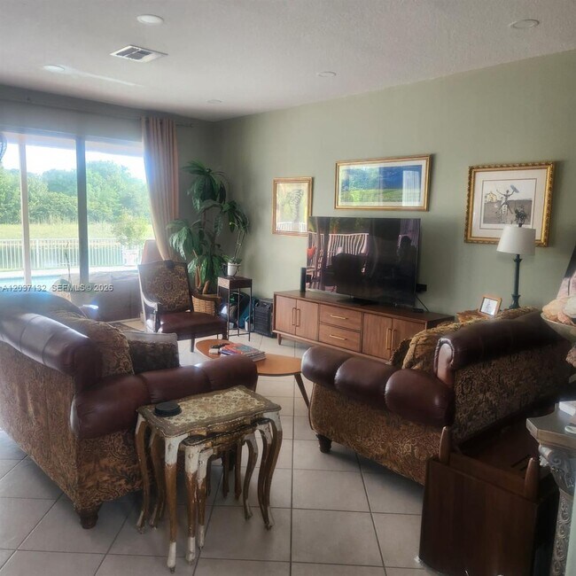 Foto del edificio - 17958 SW 36th St