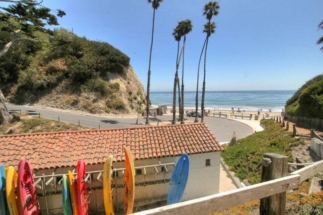 Building Photo - Peaceful Hope Ranch Living