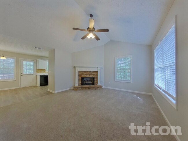 Building Photo - 89 Hugh Ave