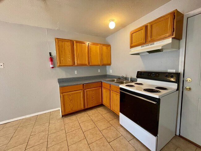 Foto del edificio - 310 S B St