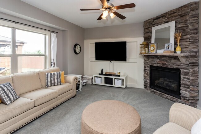 Foto del edificio - 239 S 87th St