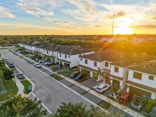 Building Photo - 23424 SW 110th Ave