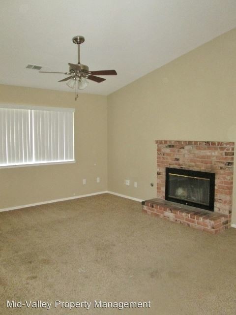 Foto del edificio - 3 br, 2 bath House - 1869 S. Holliday Street