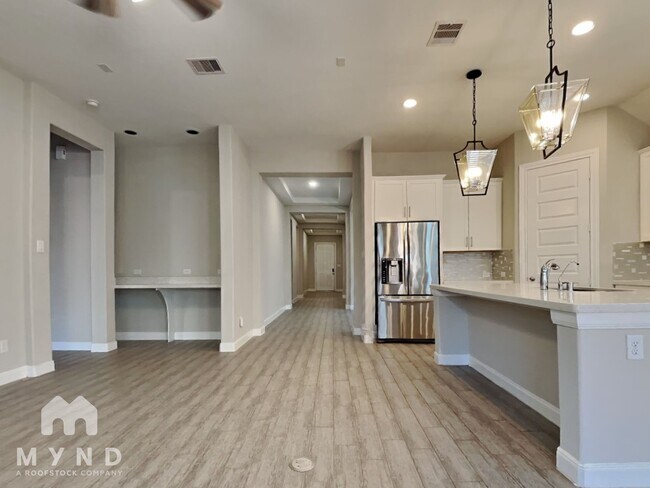 Foto del edificio - 24622 Windmill Canyon Ln