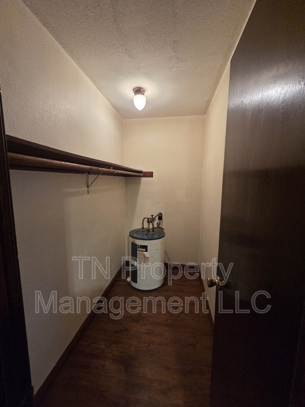 Building Photo - 205 Rue Royale