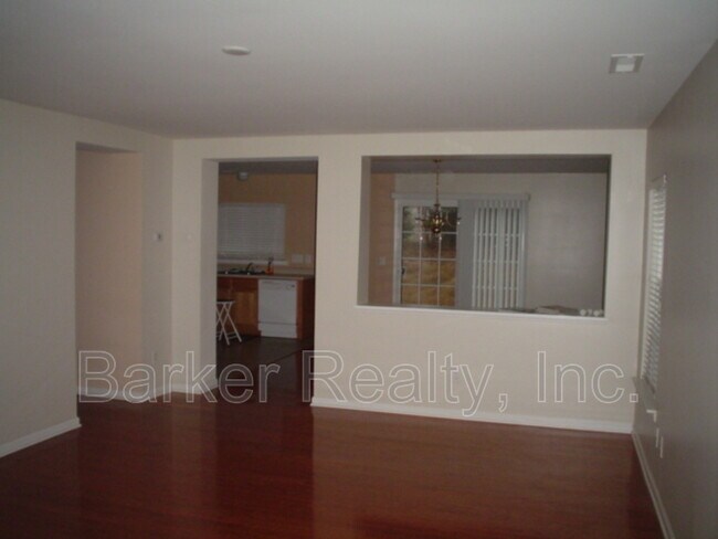 Foto del edificio - 6005 Namozine Ct