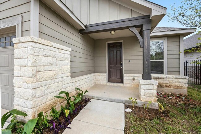 Building Photo - 368 Bonnet Blvd
