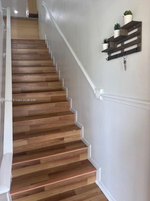 Foto del edificio - 3526 W 80th St
