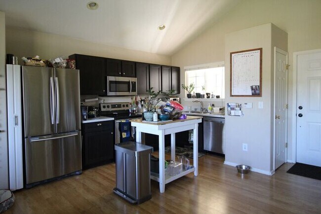 Building Photo - Great House in Loveland