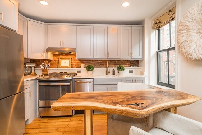 Foto del edificio - 42 Garden St