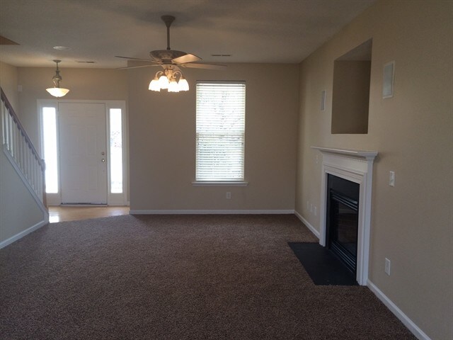 Building Photo - 6008 Parkside Circle