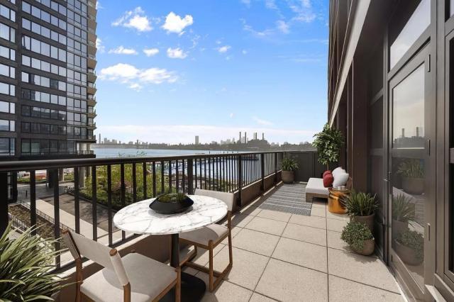 Building Photo - 1 bedroom in Brooklyn NY 11222