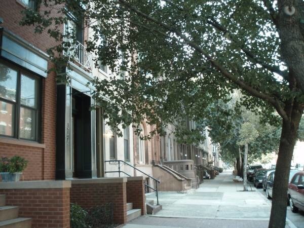 Primary Photo - 1706 Green St