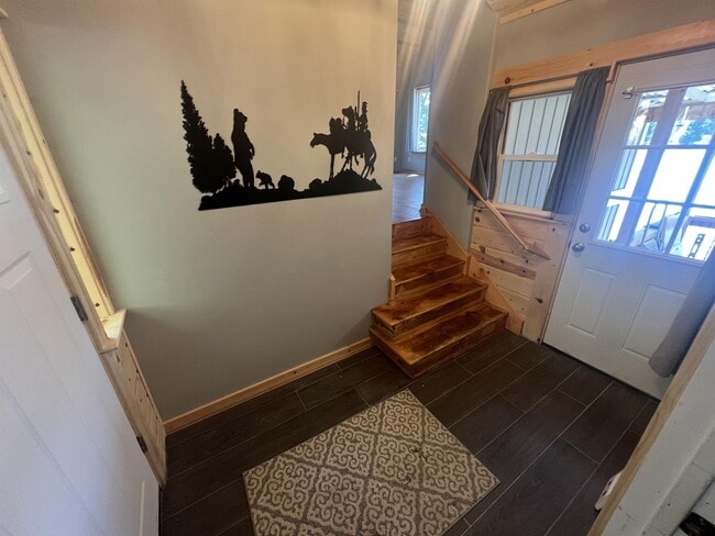 Building Photo - 5010 Lake Bosworth Ln