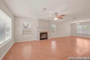 Foto del edificio - 2410 Cedar Way