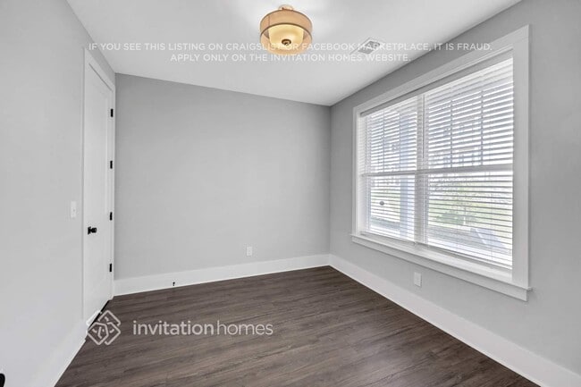 Foto del edificio - 647 Vernon Ave