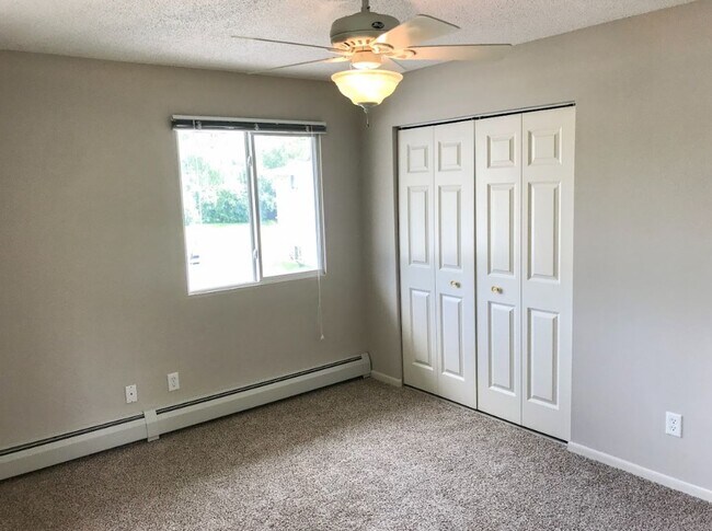 Foto del edificio - Experience Modern Comfort in New Hope for ...