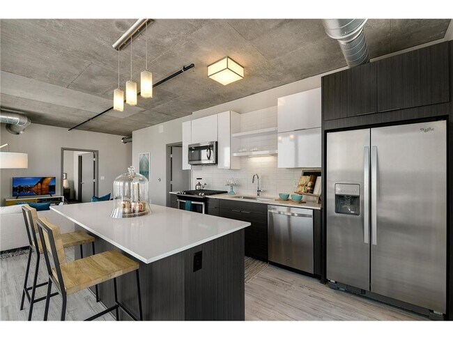 Foto del edificio - 315 1st Ave NE