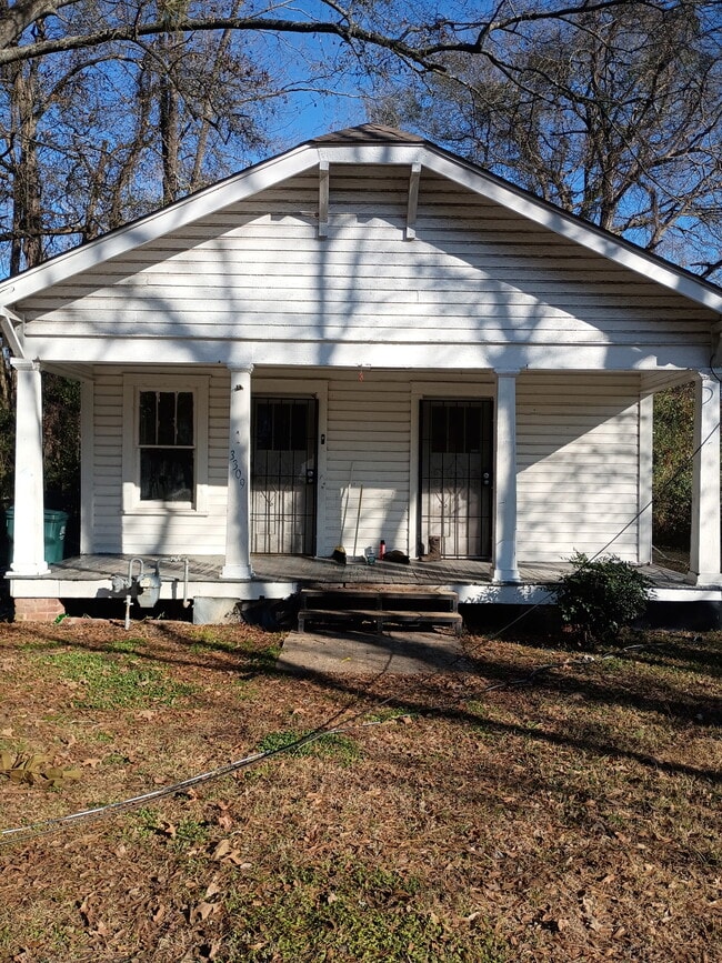 Building Photo - 3309 Richmond St