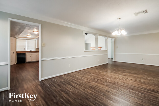 Building Photo - 11111 Sageorchard Cir