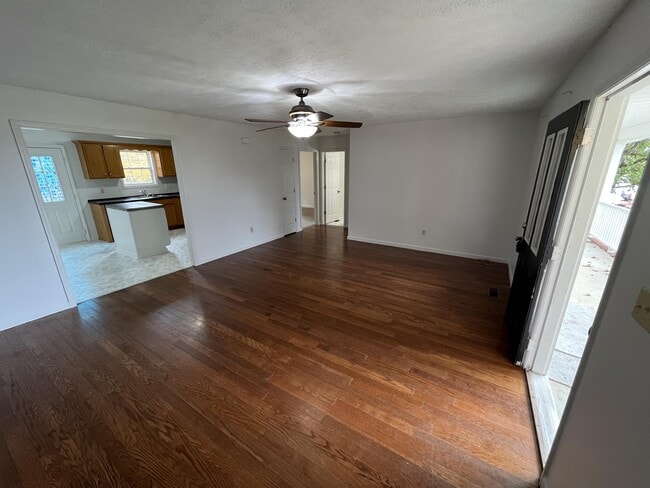 Photo - 2920 Sams Ct House