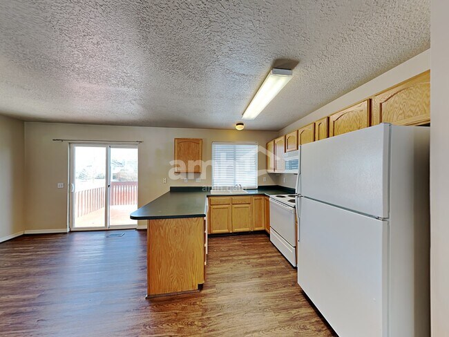 Foto del edificio - 4716 S 3950 W