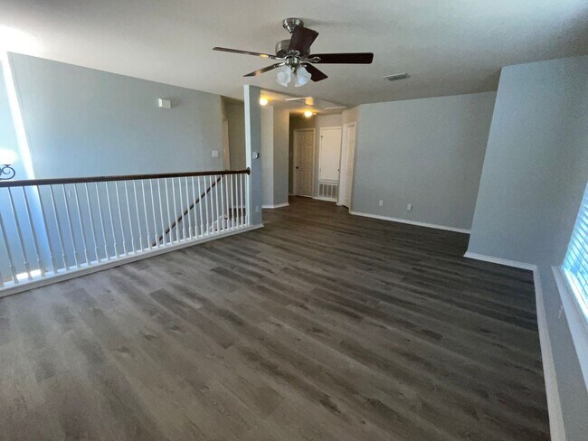Foto del edificio - 3 Bedroom/2.5 Bathroom  Alamo Ranch Subdiv...