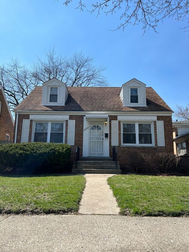 Primary Photo - 14208 S State St