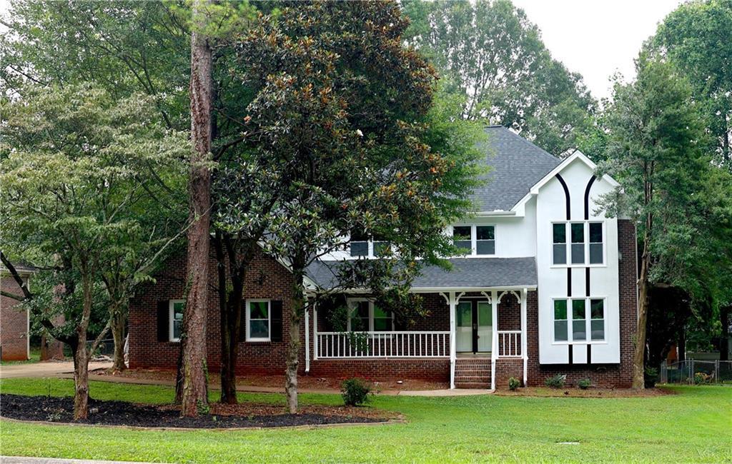 Primary Photo - 812 Leonard Ct