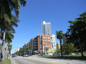Building Photo - 2001 Biscayne Blvd