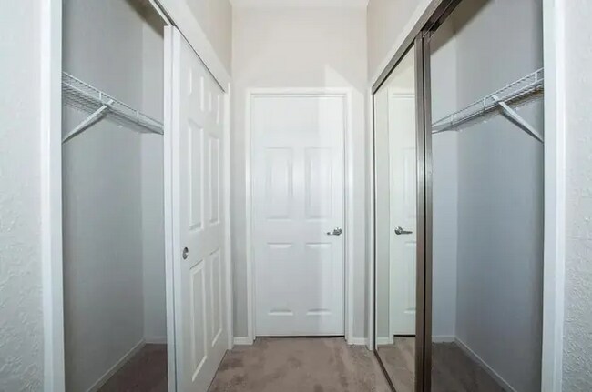 Foto del edificio - 2060 Millennium Wy