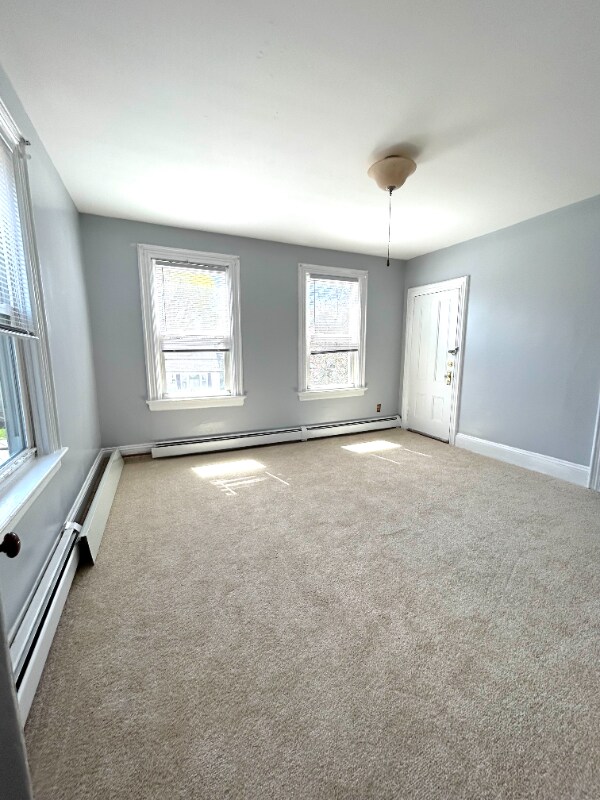 Building Photo - 121 Grove St