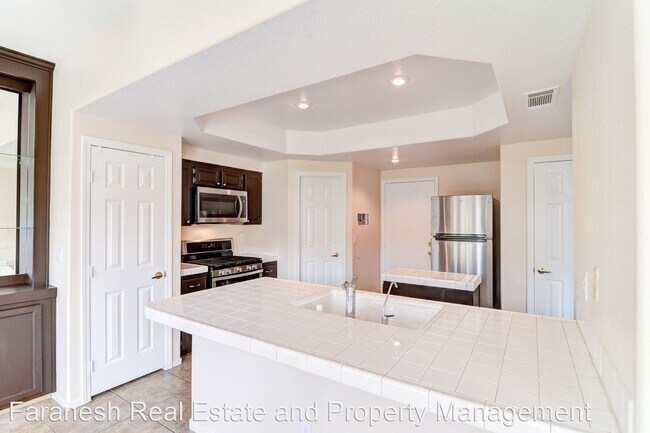 Building Photo - 2 br, 2.5 bath House - 83 Broken Rock Dr
