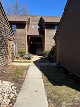 Building Photo - 92 Heather Ct