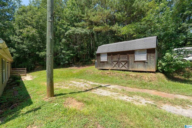 Foto del edificio - 1435 Cook Springs Rd