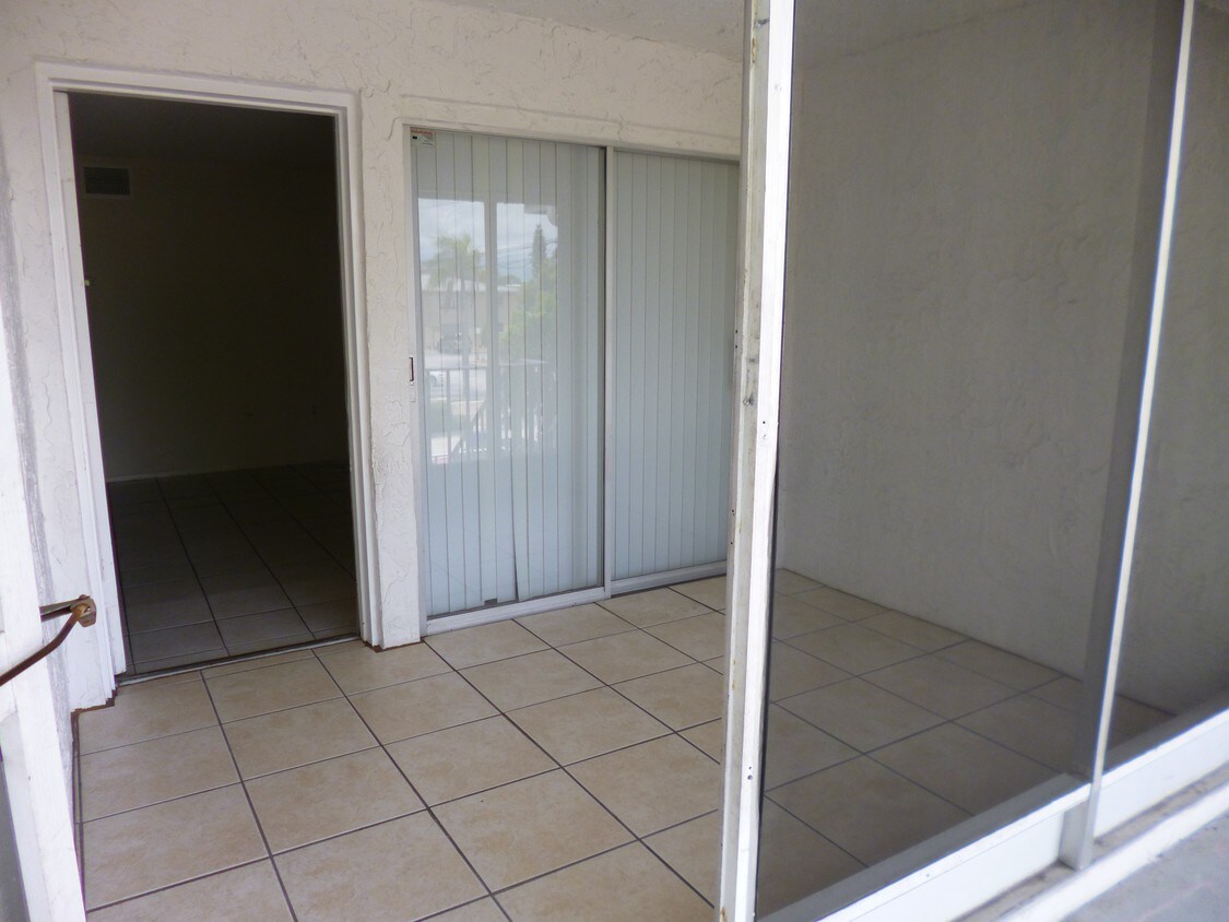 Primary Photo - 124 N Jefferson Ave