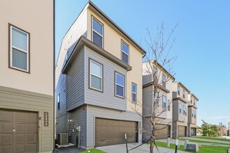 Building Photo - 18616 Whimsic Aly