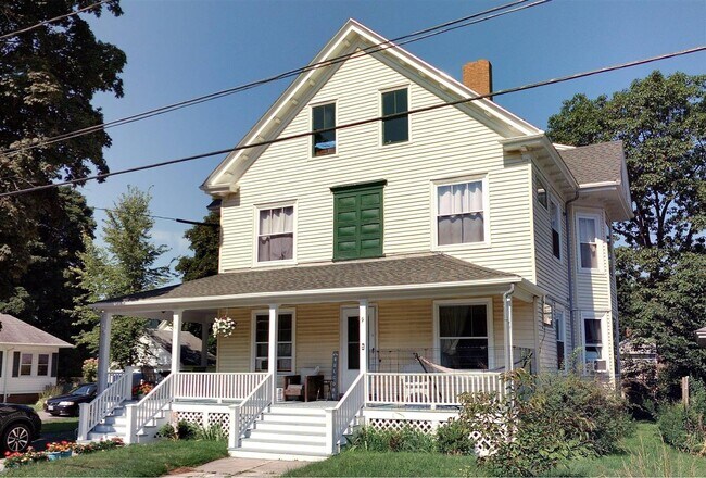 Building Photo - 11 Motley St