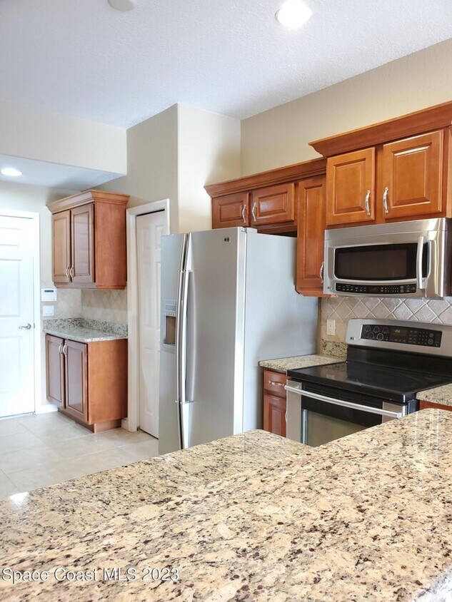 Foto principal - 1523 Beechfern Dr