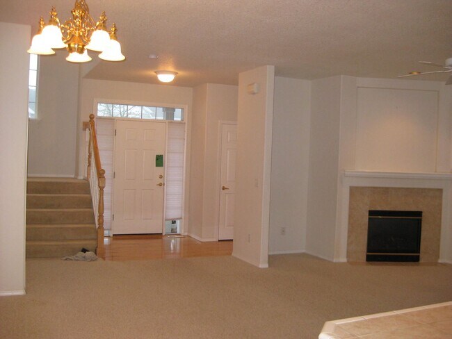 Foto del edificio - Fabulous 3 Bedroom 2.5 bath home in Grand ...