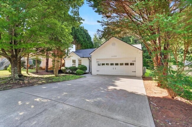 Foto del edificio - 2558 Candlewood Way