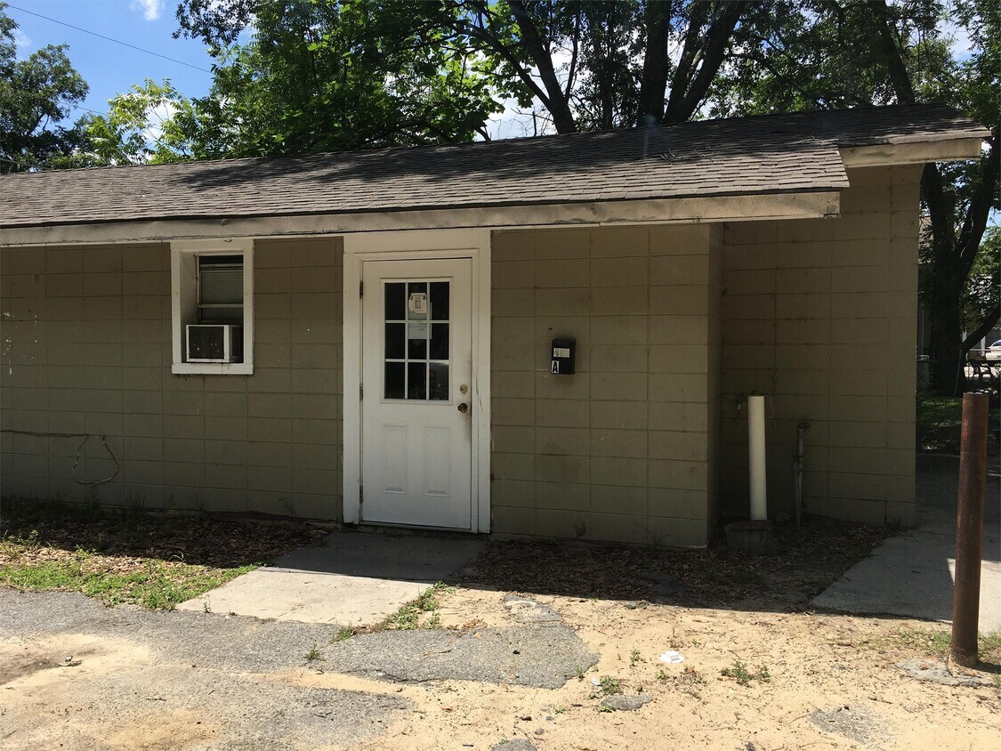 408 M.L.K. Jr Dr, Eastman, GA 31023 House Rental in Eastman, GA