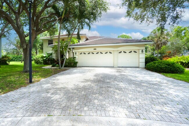 Foto del edificio - 248 Bluejay Ln
